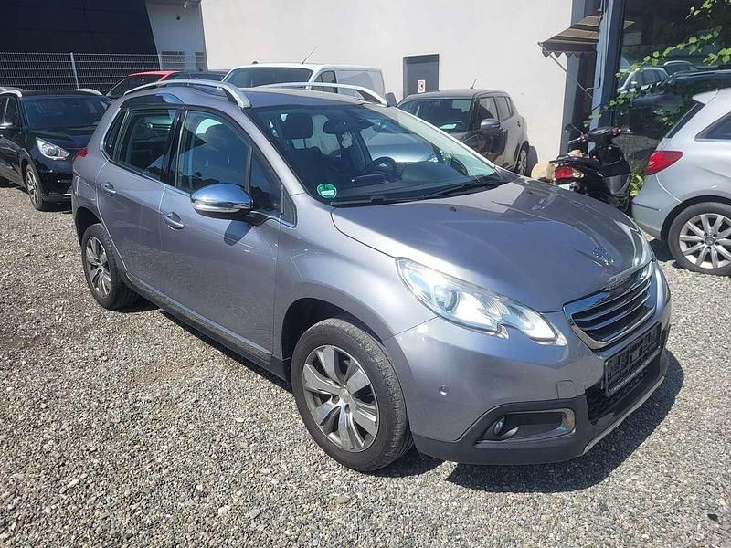 Silber Gebraucht 2012 Peugeot 2008 Allure SUV | 5.499 € - Bild 1/4