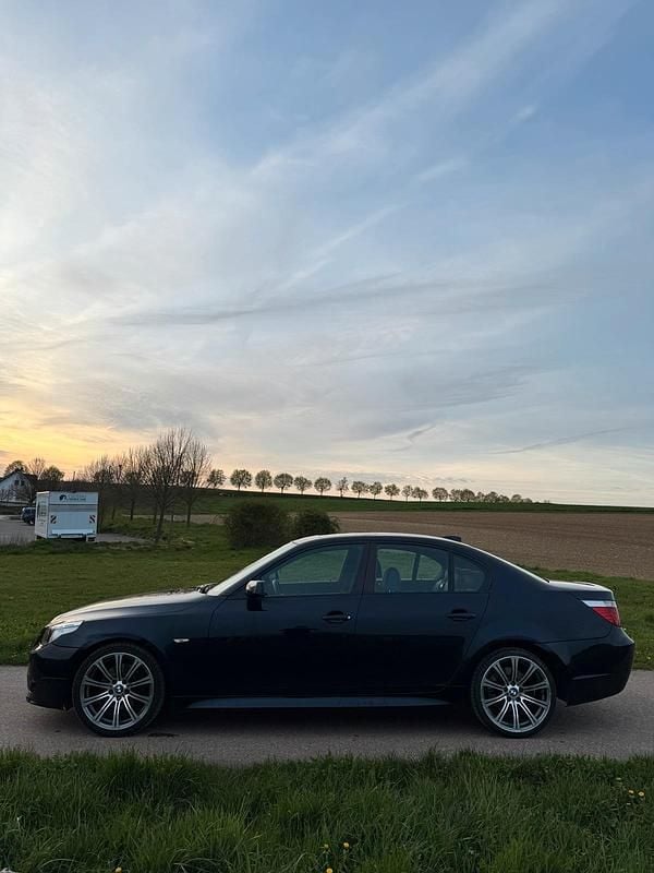 Gebraucht BMW 530 M Sport 231 PS (169 kW) 2007 Blau Limousine