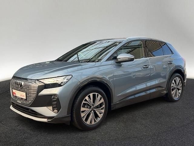 Gebraucht Audi Q4 e-tron Advanced 150 kW (204 PS) 2023 Geysirblau metallic SUV