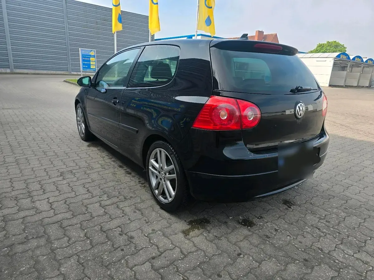 Gebraucht VW Golf V GT 105 PS (77 kW) 2008 Schwarz Kleinwagen