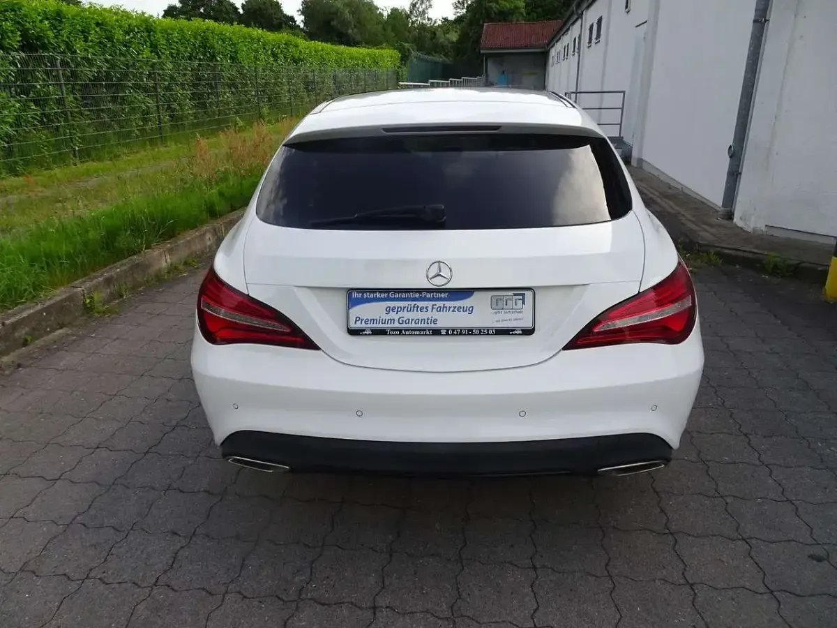 Gebraucht Mercedes CLA200 156 PS (114 kW) 2019 Weiß Kombi