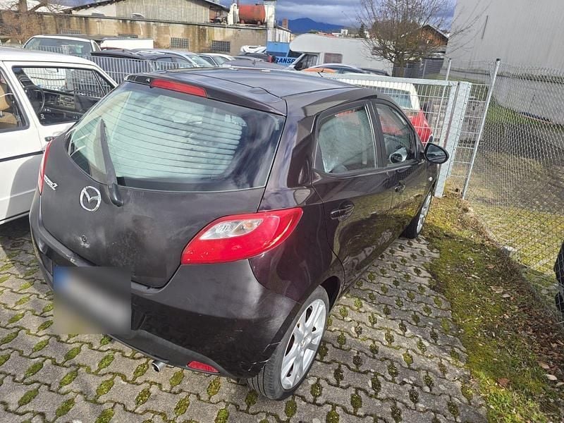 Usata Mazda 2 86 CV (63 kW) 2009 Nero Utilitaria