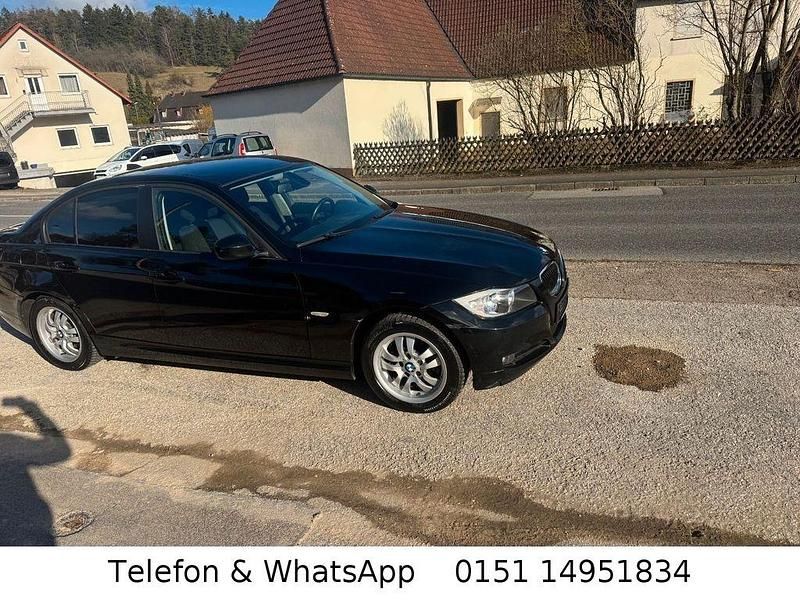 Gebraucht BMW 320 Comfort Edition 177 PS (130 kW) 2009 Schwarz Limousine