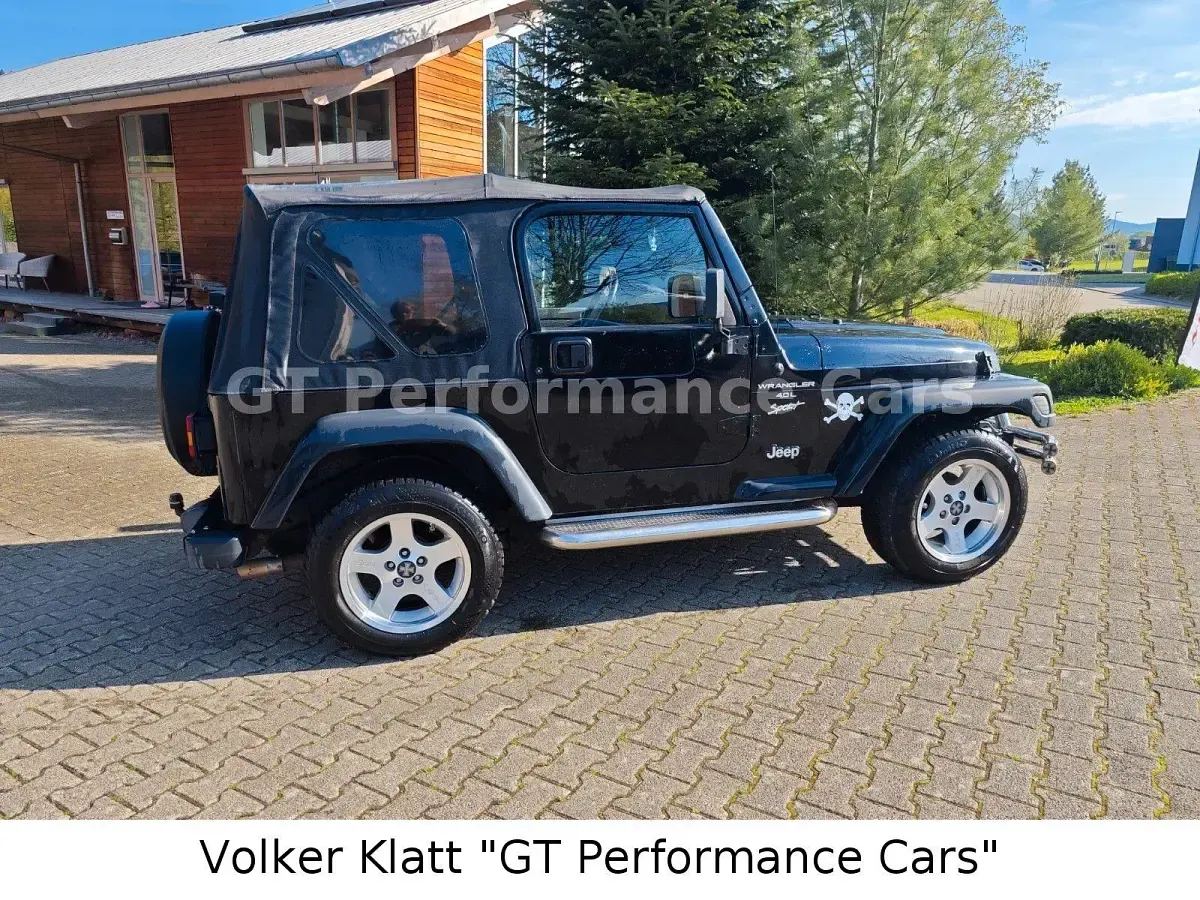 Gebraucht Jeep Wrangler Sport 177 PS (130 kW) 2000 Schwarz SUV