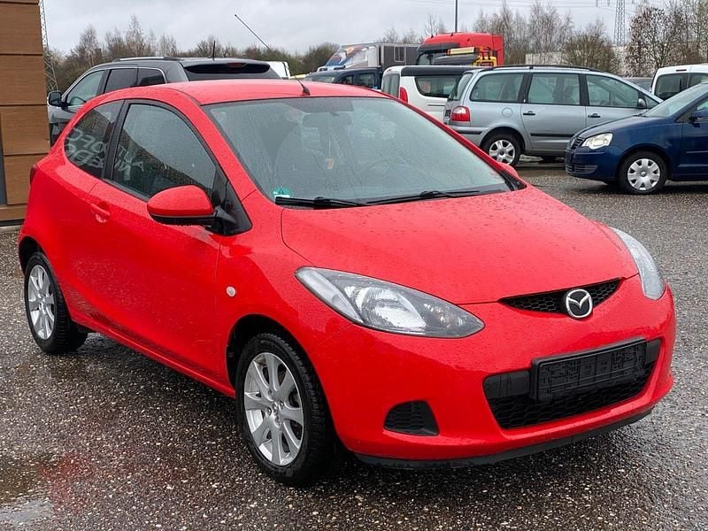 Gebraucht Mazda 2 68 PS (50 kW) 2009 Rot Kleinwagen