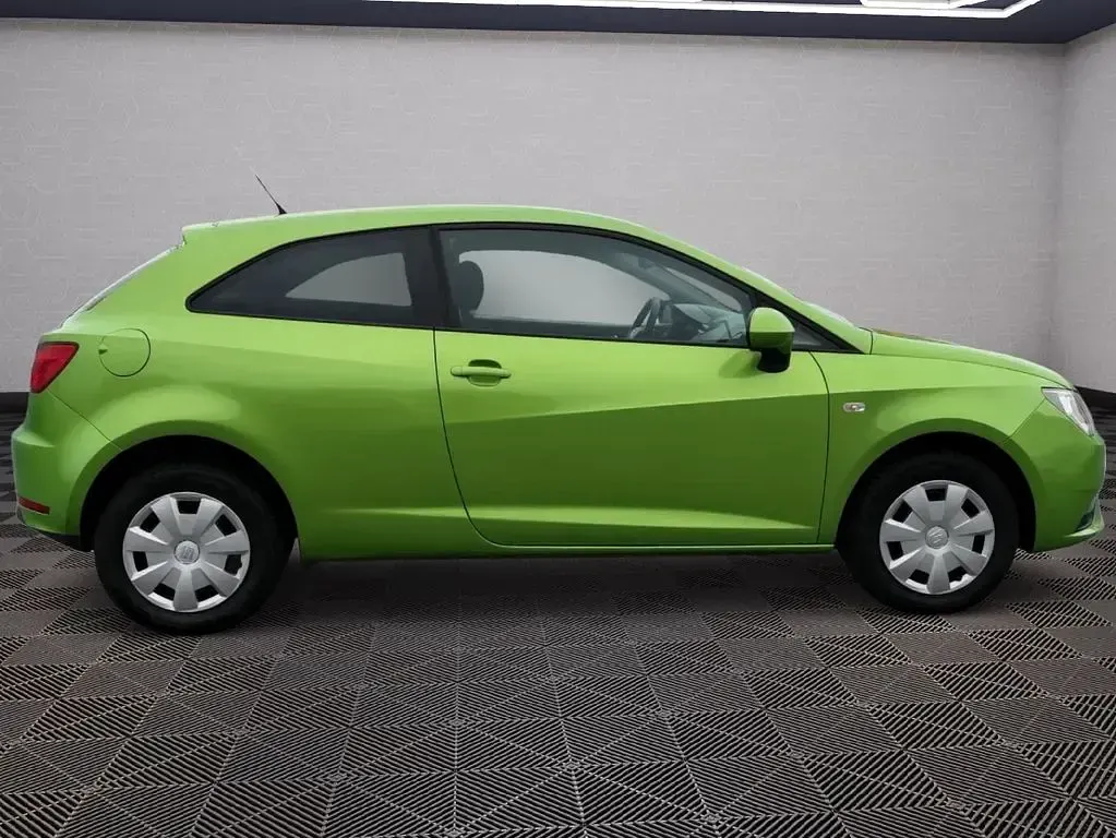 Gebraucht Seat Ibiza SC Sun 69 PS (50 kW) 2015 Grün Kleinwagen