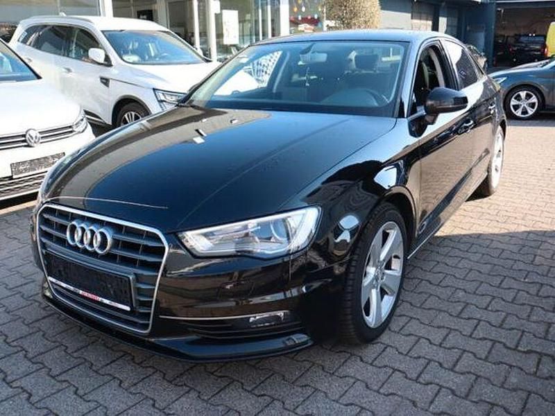 Gebraucht Audi A3 Ambition 110 PS (80 kW) 2015 Schwarz Limousine
