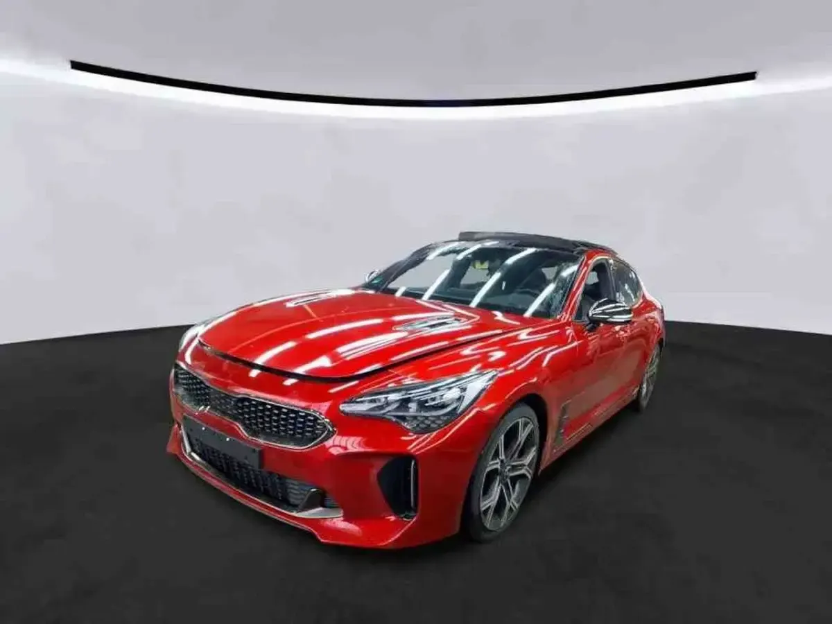 Gebraucht Kia Stinger GT 370 PS (272 kW) 2018 Chroma rot Kleinwagen