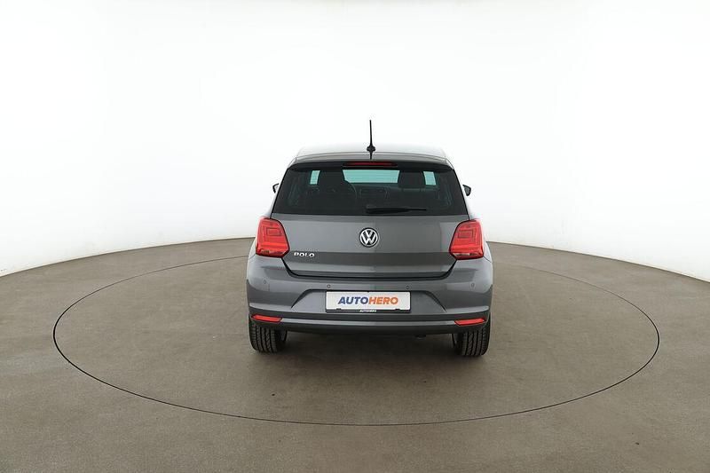 Gebraucht VW Polo Sound 60 PS (44 kW) 2017 Grau Limousine