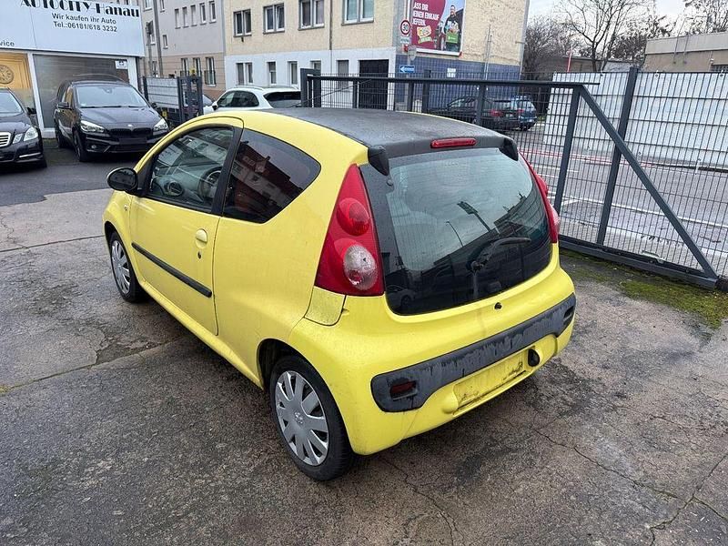 Gebraucht Peugeot 107 Filou 68 PS (50 kW) 2006 Kleinwagen