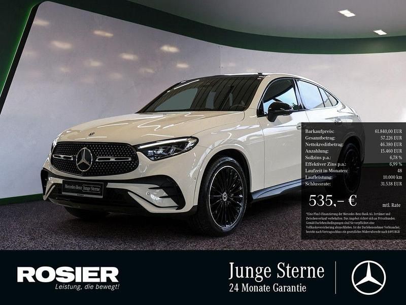 Weiss / polarweiß Gebraucht 2023 Mercedes GLC300 AMG Coupé | 61.840 € (Fairer Preis) - Bild 1/3