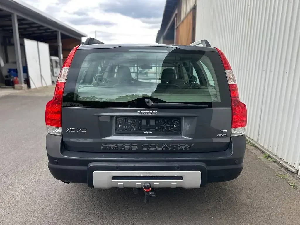 Gebraucht Volvo XC70 185 PS (136 kW) 2007 Titanium grey Kombi