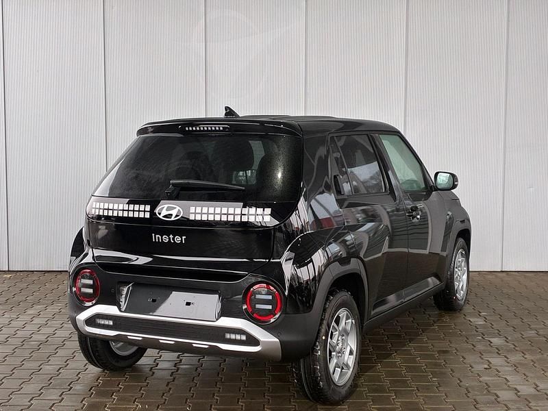 Neu Hyundai Inster 83 kW (114 PS) 2025 Metallic Kleinwagen