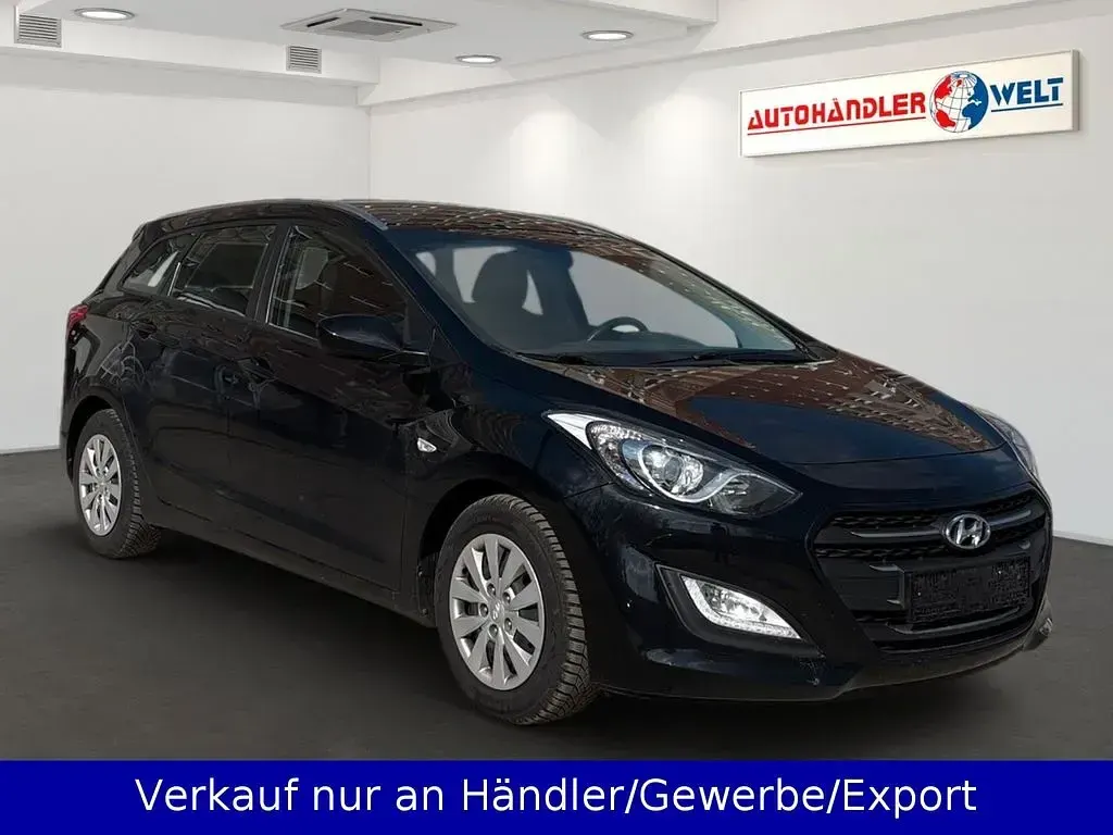 Second-hand Hyundai i30 101 CP (74 kW) 2017 Negru Break