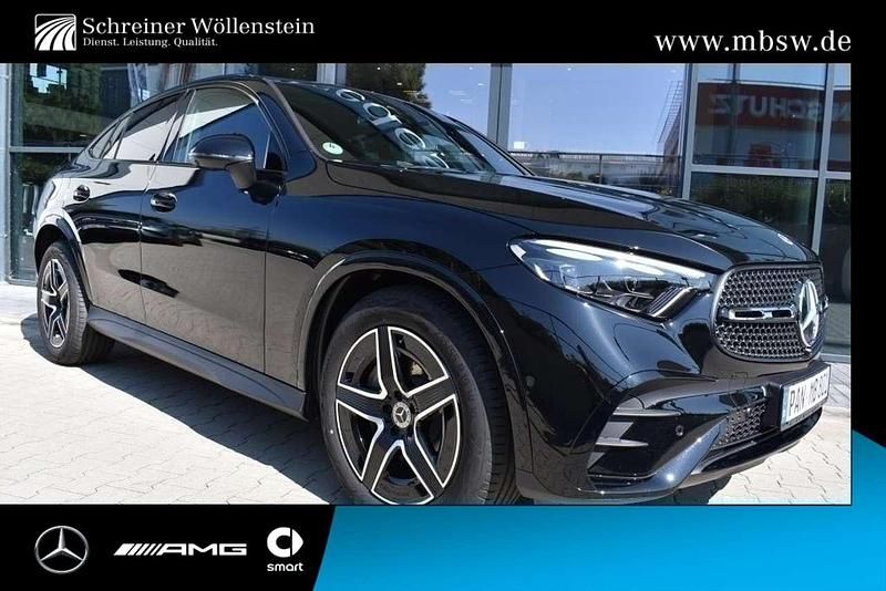 Unilack schwarz Gebraucht 2025 Mercedes 200 AMG Coupé | 61.480 € - Bild 1/4