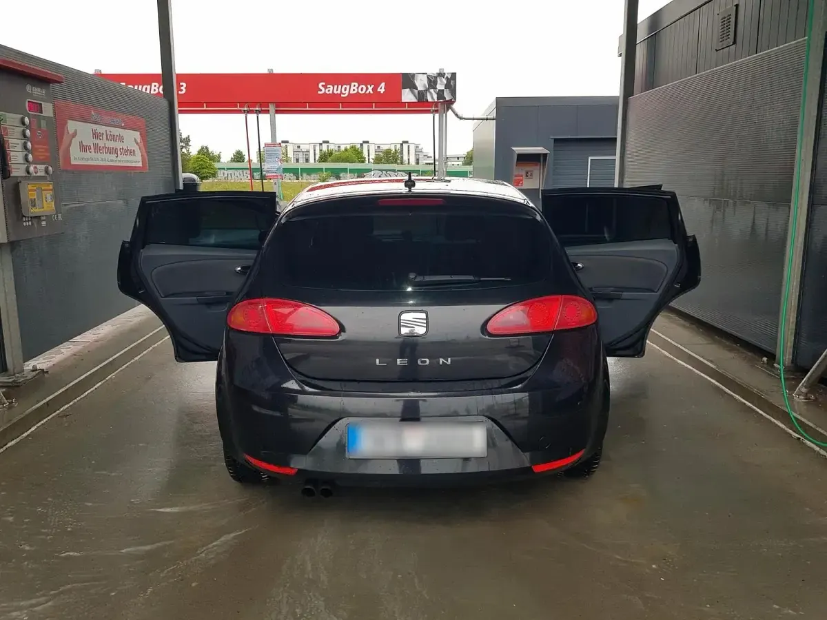 Gebraucht Seat Leon 125 PS (91 kW) 2009 Schwarz Kleinwagen