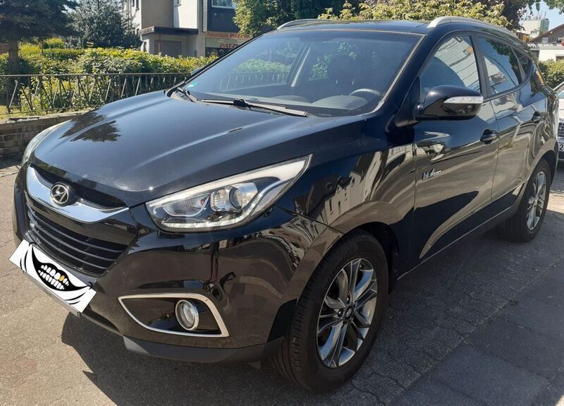 Schwarz Gebraucht 2015 Hyundai ix35 Trend SUV | 13.900 € (Teuer) - Bild 1/4
