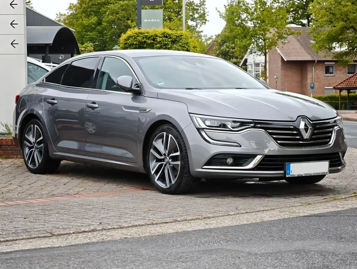 Gebraucht Renault Talisman Intens 160 PS (117 kW) 2017 Grau Limousine