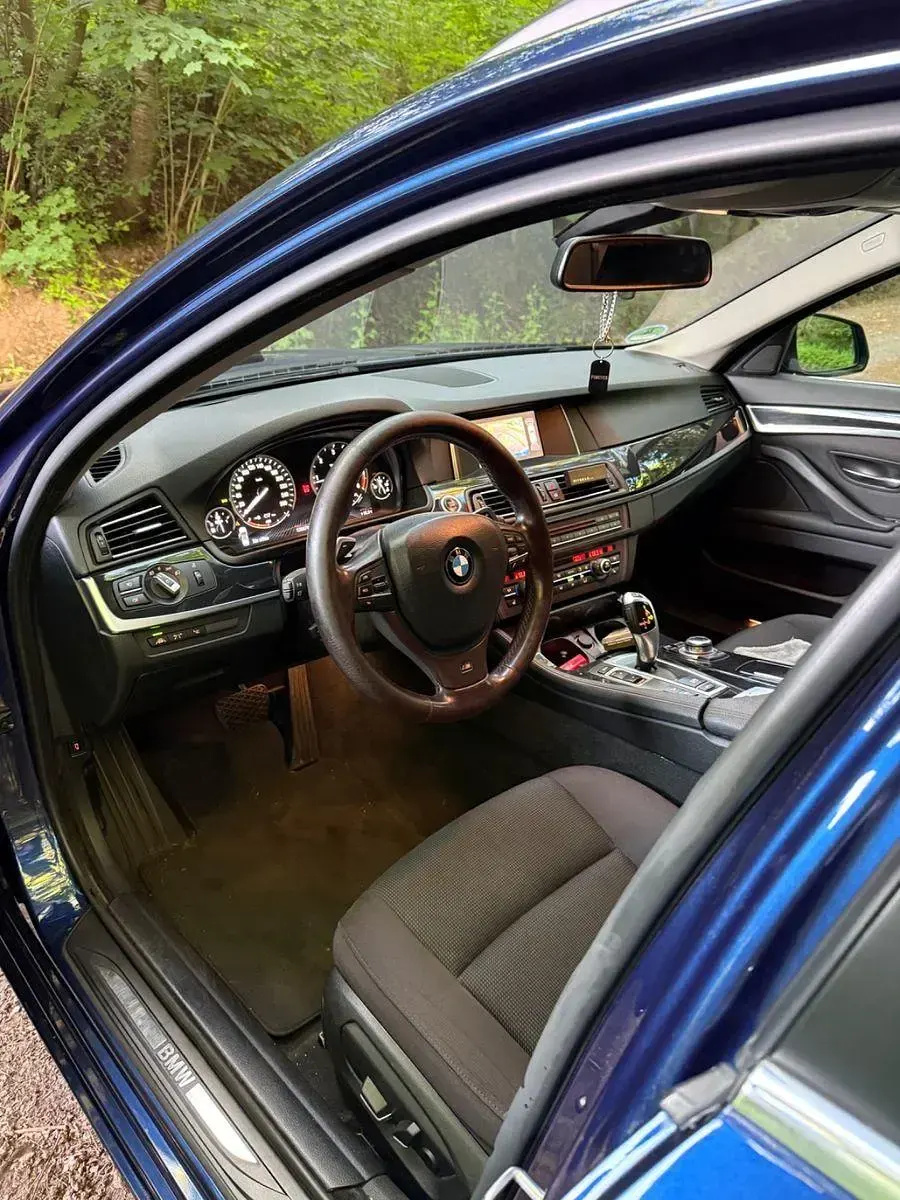 Gebraucht BMW 520 Performance 190 PS (139 kW) 2015 Blau Kombi