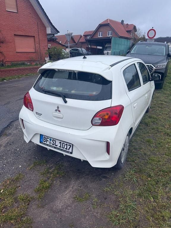 Second-hand Mitsubishi Space Star Select 71 CP (52 kW) 2021 Alb Hatchback