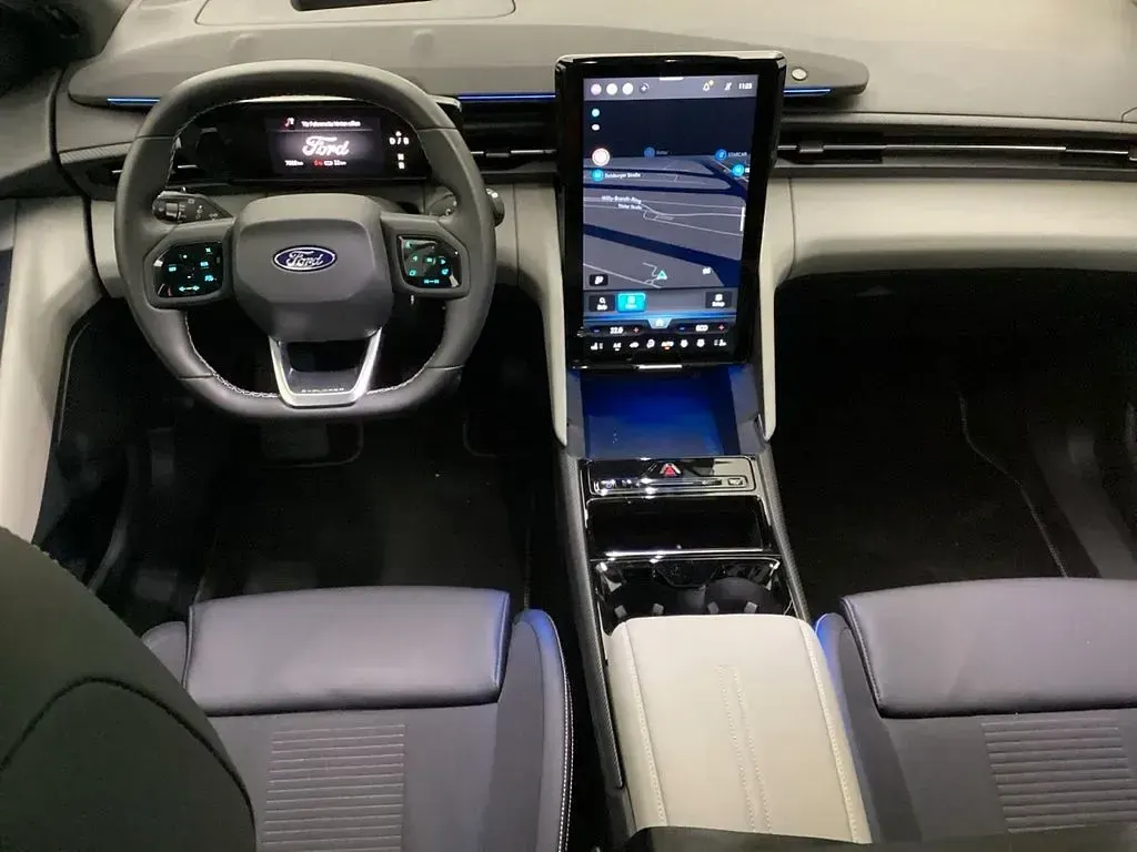 Usado Ford Explorer Premium 210 kW (286 CV) 2024 Gris SUV