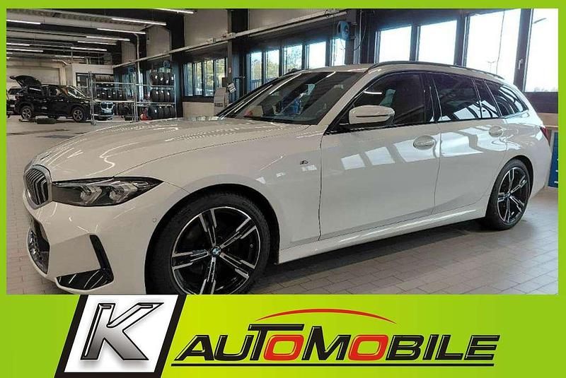 Weiss Gebraucht 2024 BMW 320 M Sport Kombi | 38.690 € (Fairer Preis) - Bild 1/4