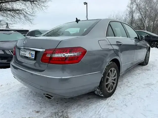 Gebraucht Mercedes E300 252 PS (185 kW) 2012 Grau Limousine