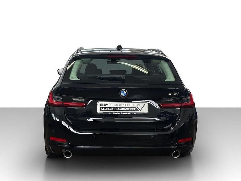 Gebraucht BMW 318 156 PS (114 kW) 2023 Schwarz Kombi