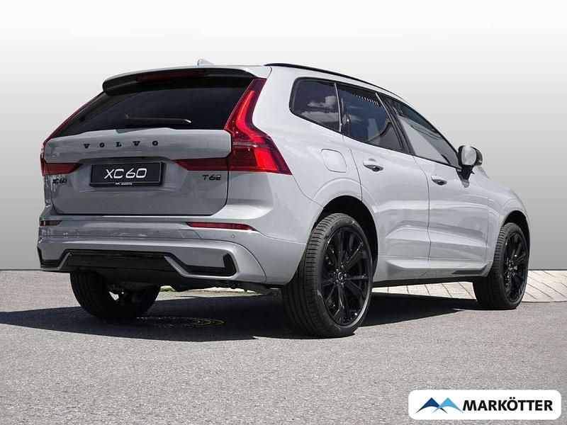 Neu Volvo XC60 Plus 455 PS (334 kW) 2025 Grau SUV