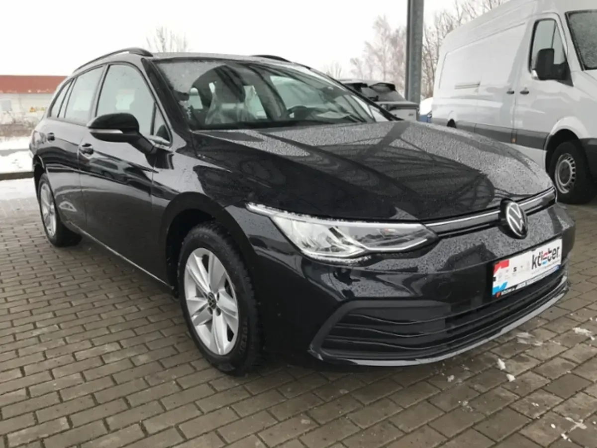 Gebraucht VW Golf VIII Life 131 PS (96 kW) 2022 Schwarz Kombi