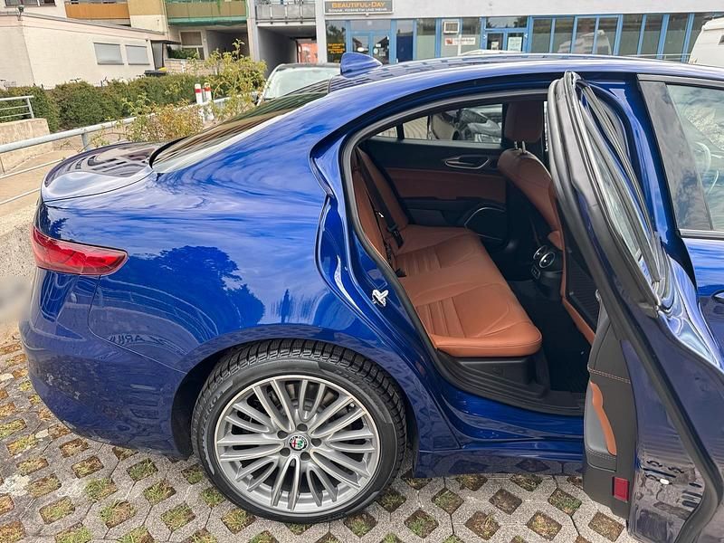 Gebraucht Alfa Romeo Giulia Veloce 211 PS (155 kW) 2020 Blau Limousine