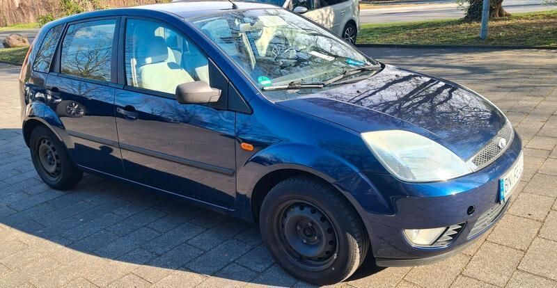 Blau Gebraucht 2003 Ford Fiesta Kleinwagen | 800 € (Guter Preis) - Bild 1/4