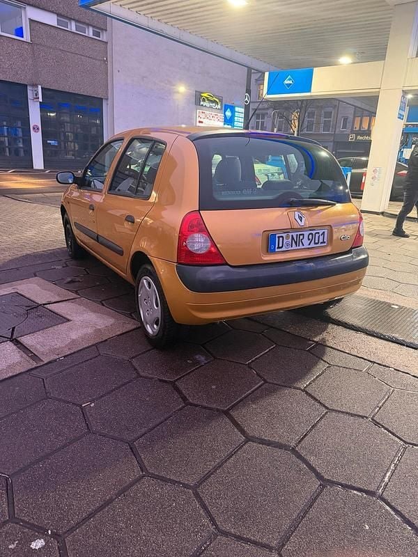 Gebraucht Renault Clio II 75 PS (55 kW) 2002 Kleinwagen