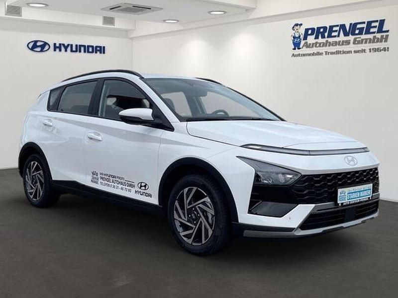 Gebraucht Hyundai Bayon Trend 101 PS (74 kW) 2025 Weiß SUV