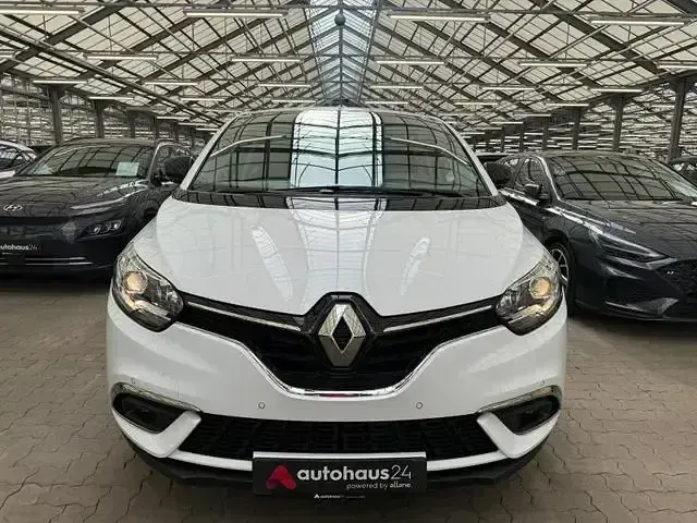 Gebraucht Renault Scénic IV Business 140 PS (102 kW) 2022 Weiß Van / Kleinbus