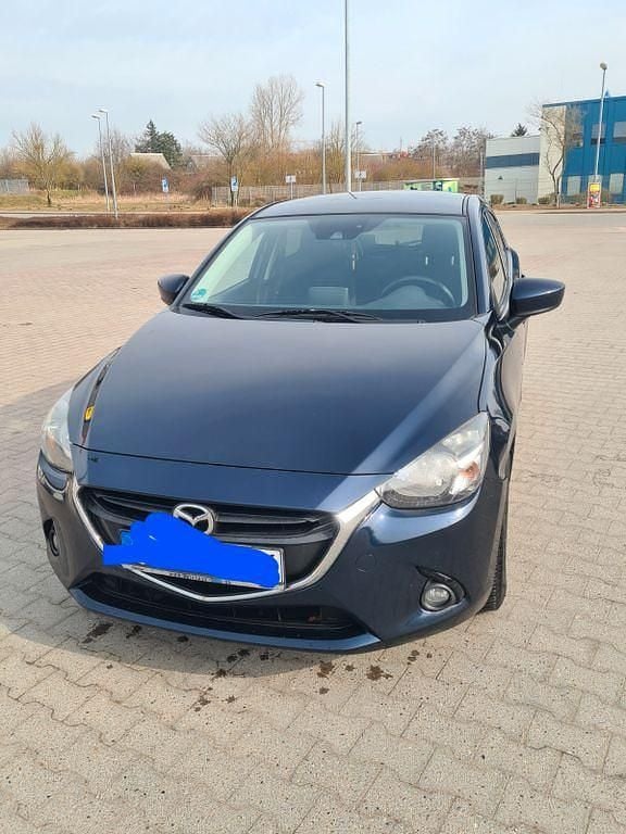 Gebraucht Mazda 2 Center-Line 105 PS (77 kW) 2015 Blau Limousine