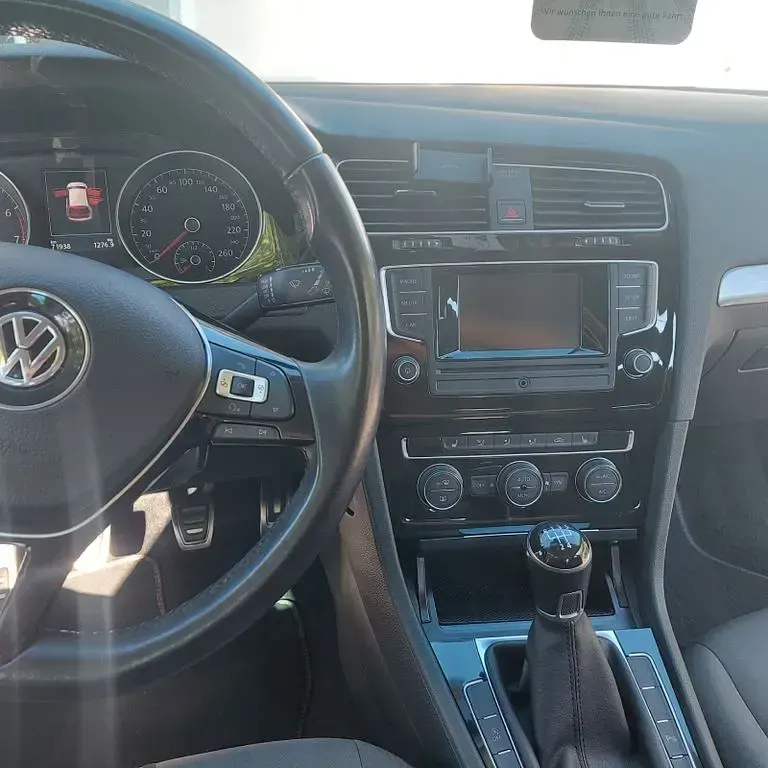 Gebraucht VW Golf VII Allstar 86 PS (63 kW) 2016 Grau Limousine
