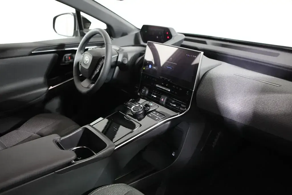 Gebraucht Toyota bZ4X Comfort 150 kW (204 PS) 2023 Schwarz SUV