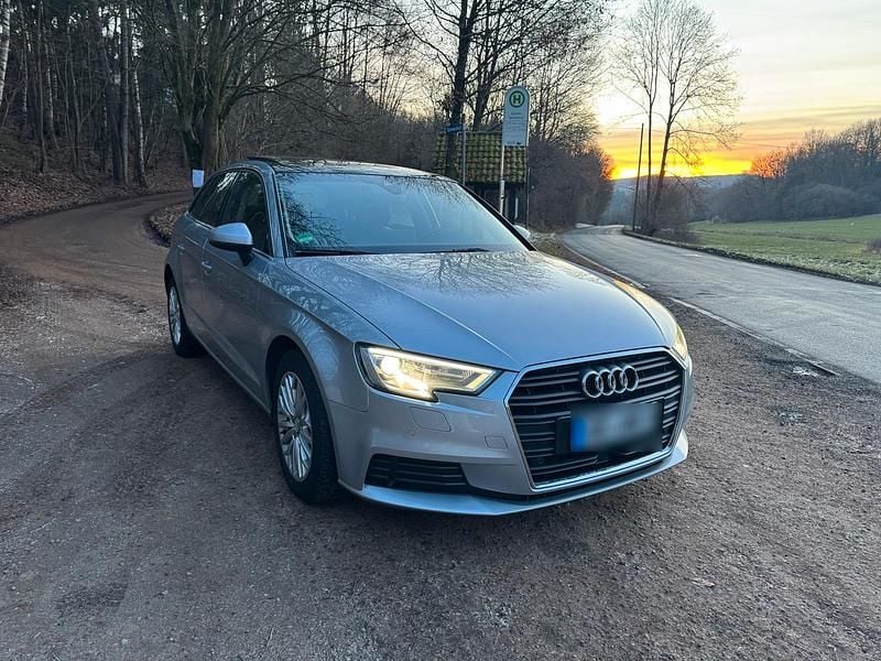 Gebraucht Audi A3 110 PS (80 kW) 2017 Silber Kleinwagen