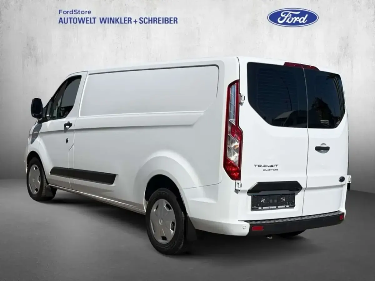 Gebraucht Ford Transit Custom Trend 131 PS (96 kW) 2022 Frostweiß Pickup