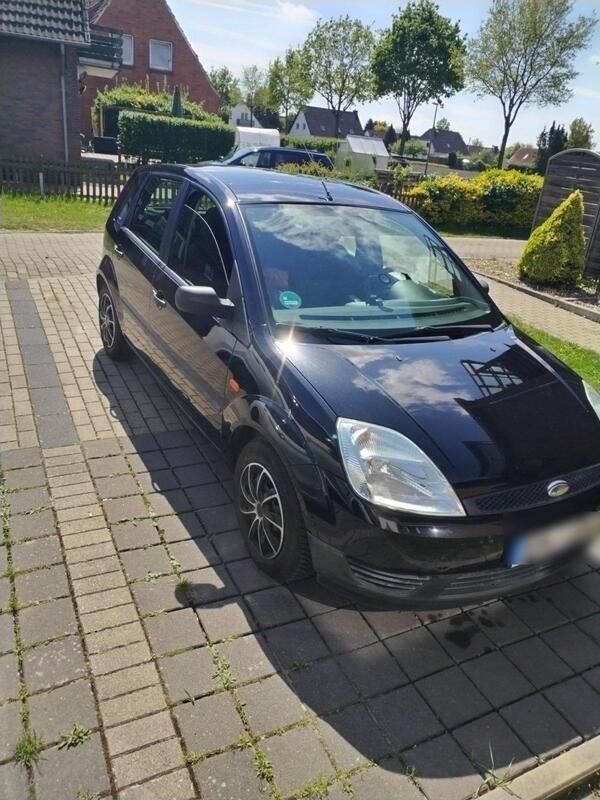 Schwarz Gebraucht 2004 Ford Fiesta Kleinwagen | 1.900 € (Teuer) - Bild 1/4