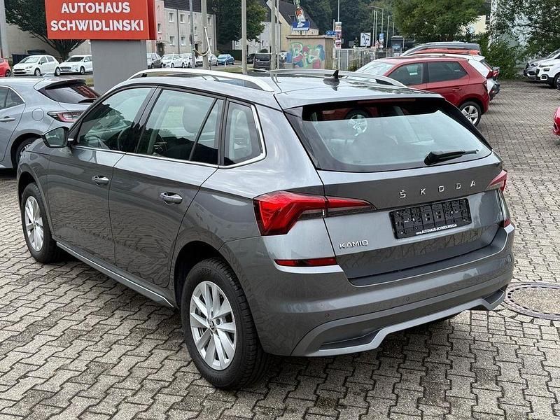 Gebraucht Skoda Kamiq Style 110 PS (80 kW) 2023 Graphitegrau metallic (metallic) SUV