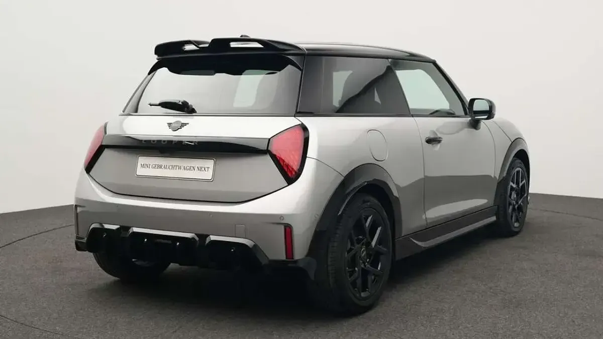 Gebraucht Mini John Cooper Works 156 PS (114 kW) 2025 Grau Kleinwagen