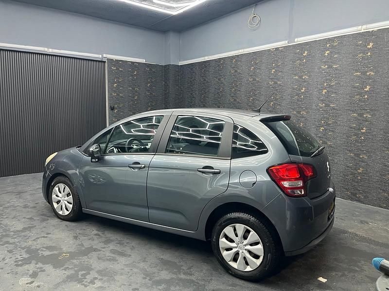Gebraucht Citroën C3 73 PS (53 kW) 2010 Grau Kleinwagen