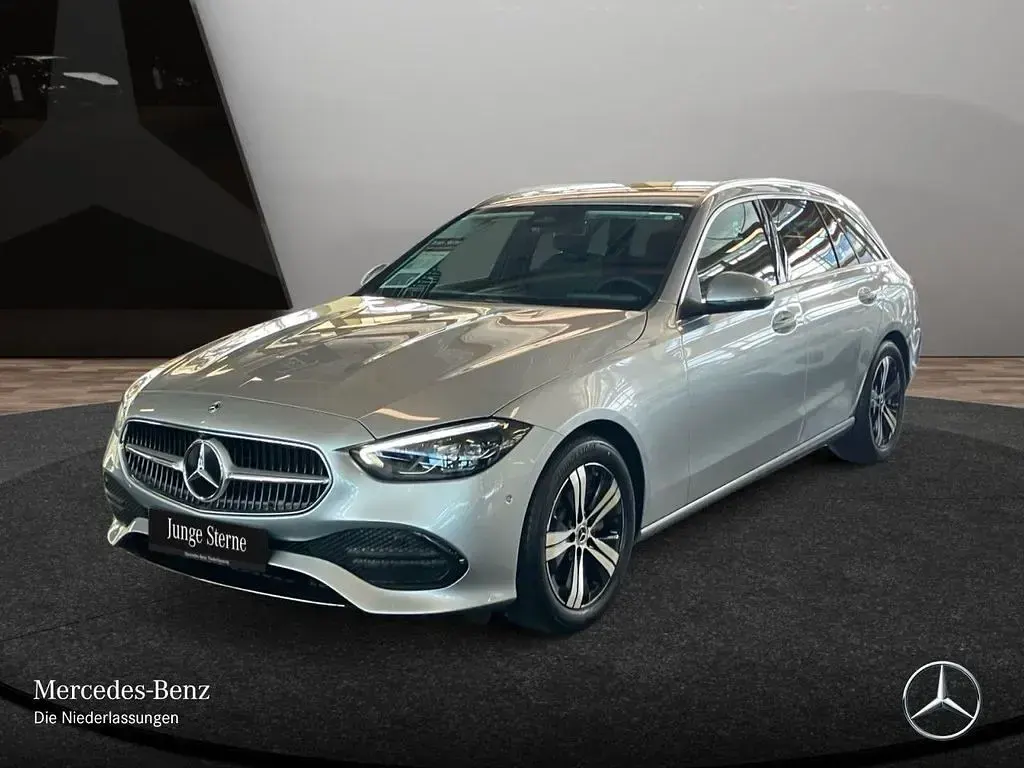 Gebraucht Mercedes C200 Avantgarde 204 PS (150 kW) 2025 Silber Limousine