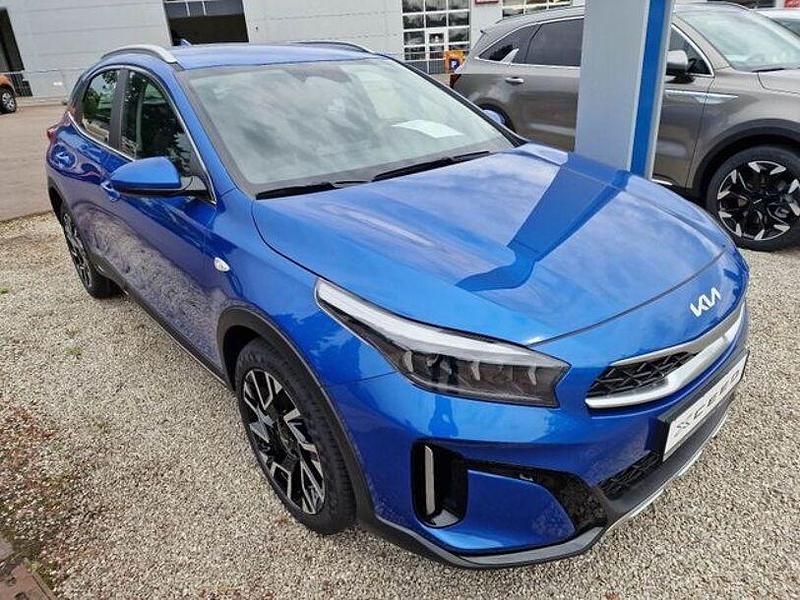 Blau Gebraucht 2024 Kia XCeed Vision SUV | 21.890 € (Guter Preis) - Bild 1/3