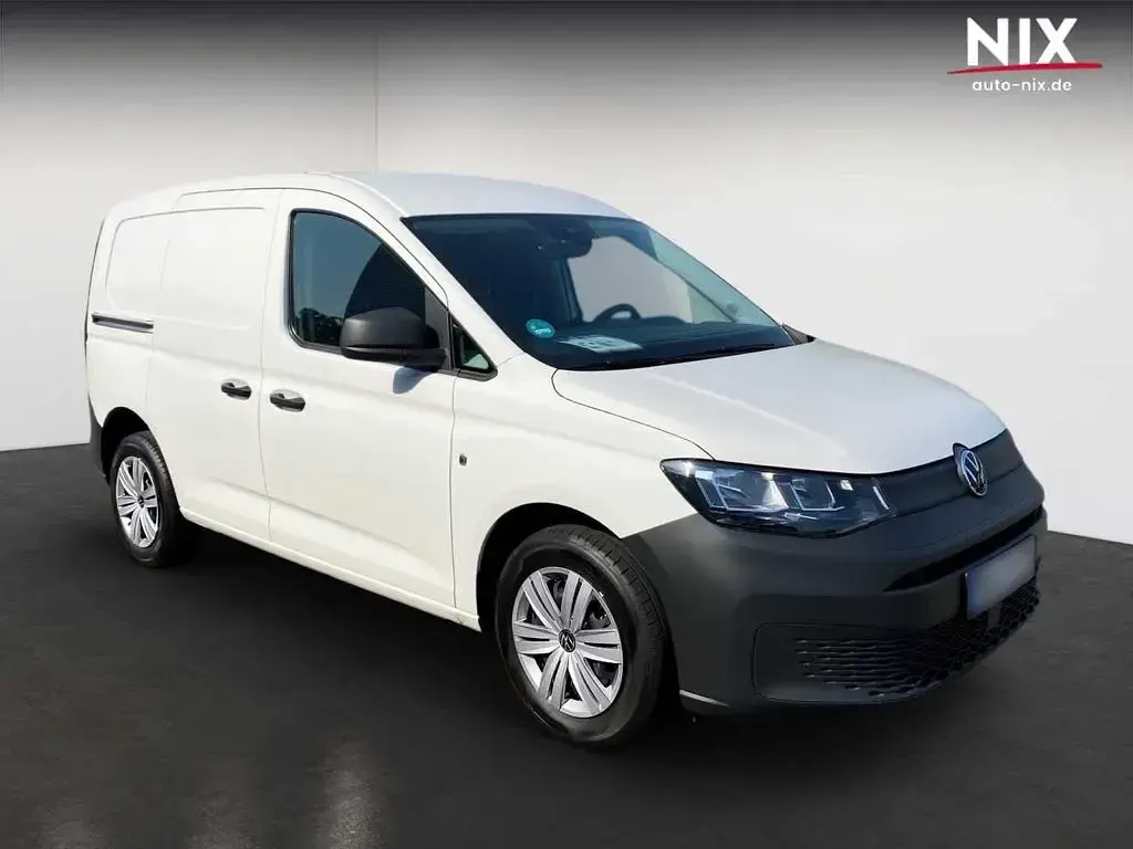 Usado VW Caddy 116 HP (85 kW) 2024 Branco Monovolume
