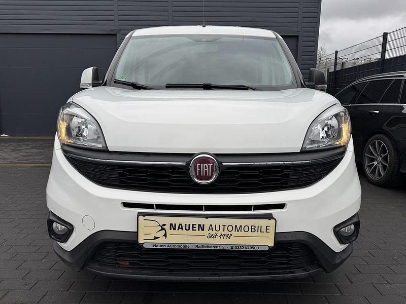 Gebraucht Fiat Doblò 105 PS (77 kW) 2015 Weiß Van / Kleinbus