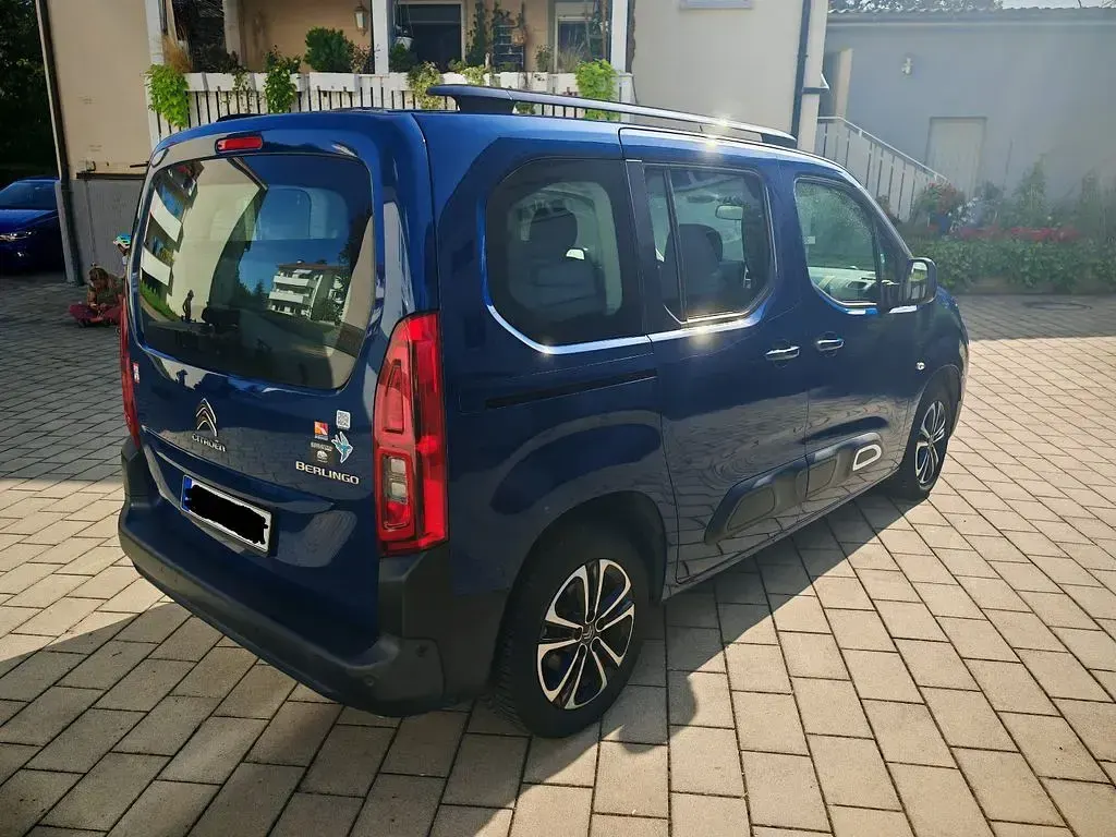 Gebraucht Citroën Berlingo 131 PS (96 kW) 2019 Blau Van / Kleinbus
