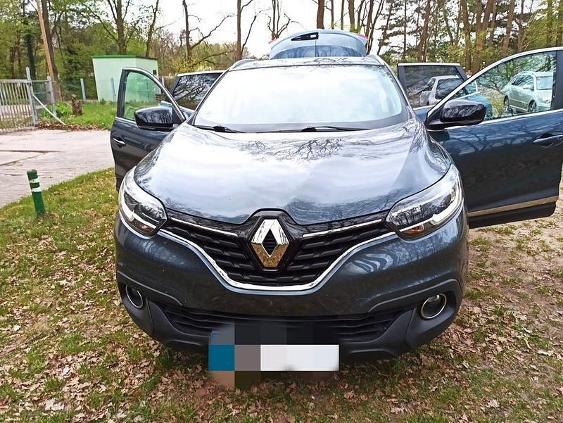 Gebraucht Renault Kadjar LIMITED 131 PS (96 kW) 2018 Grau SUV